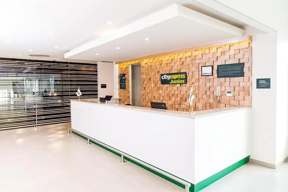 City Express Junior Bogota Aeropuerto Hotel